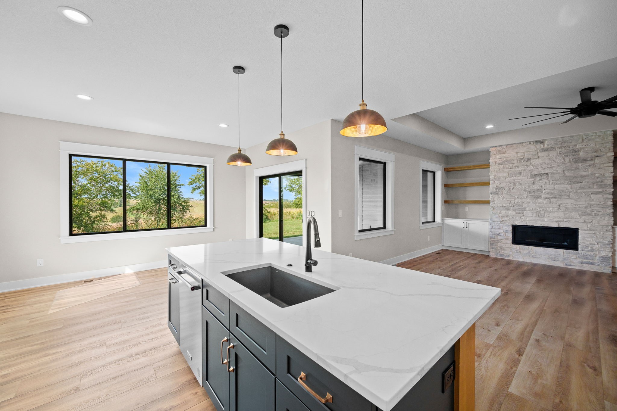 2325 Green Leaf Circle