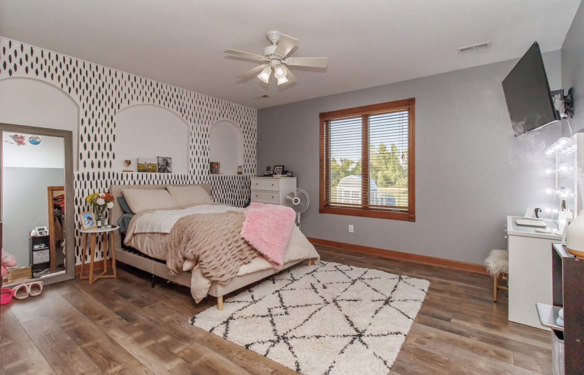 8090 NE 30th Place