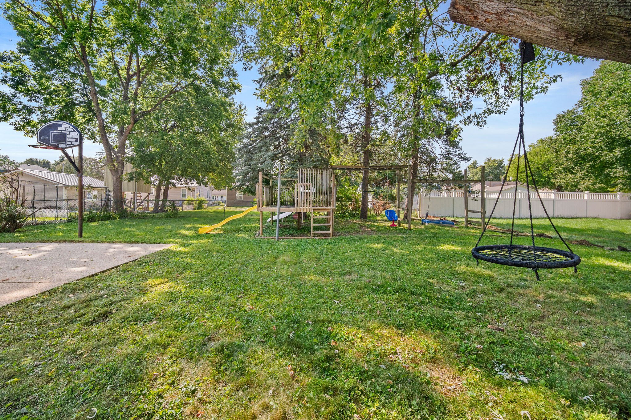 7104 Monroe Court