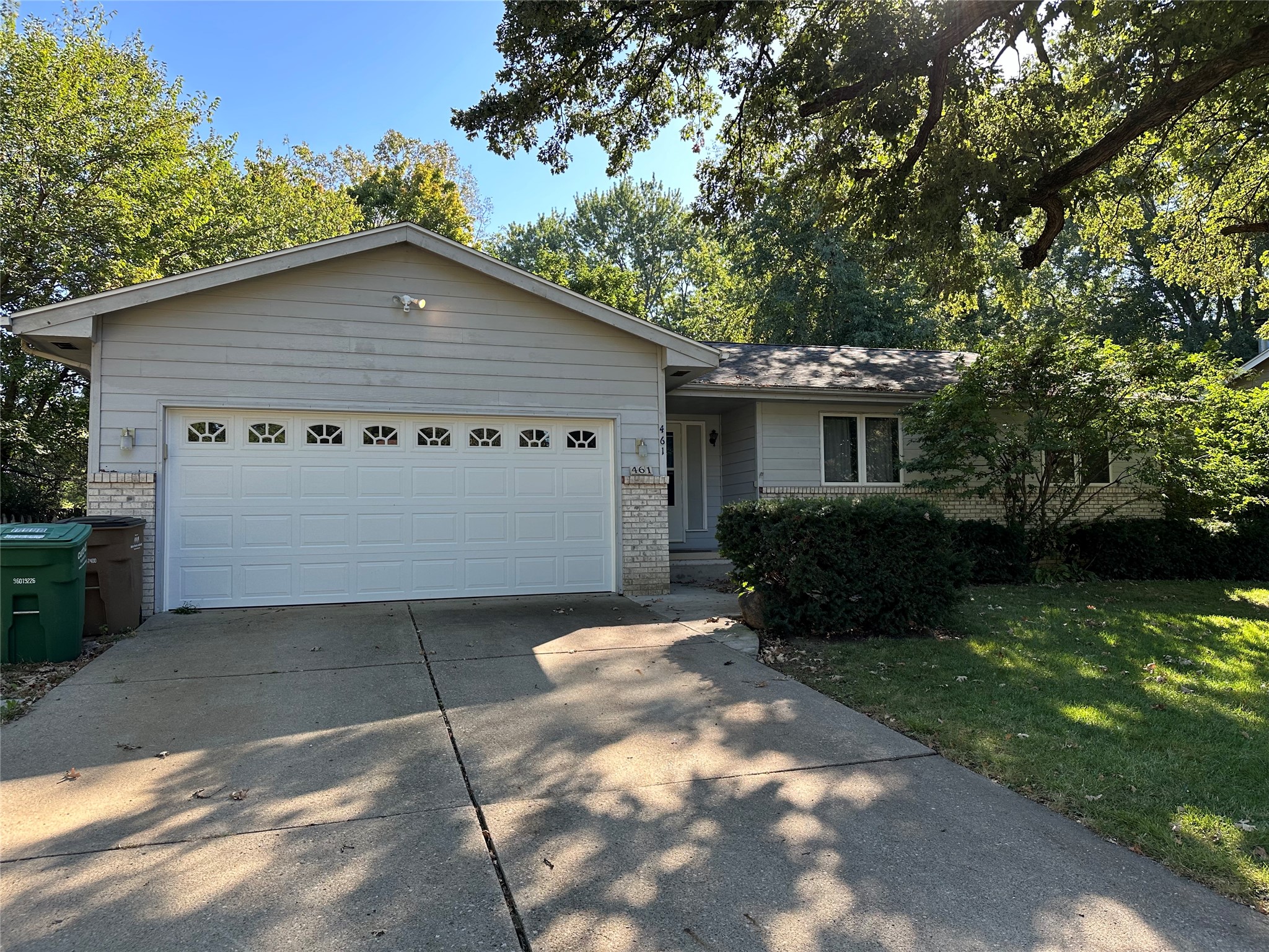 461 N Hickory Boulevard