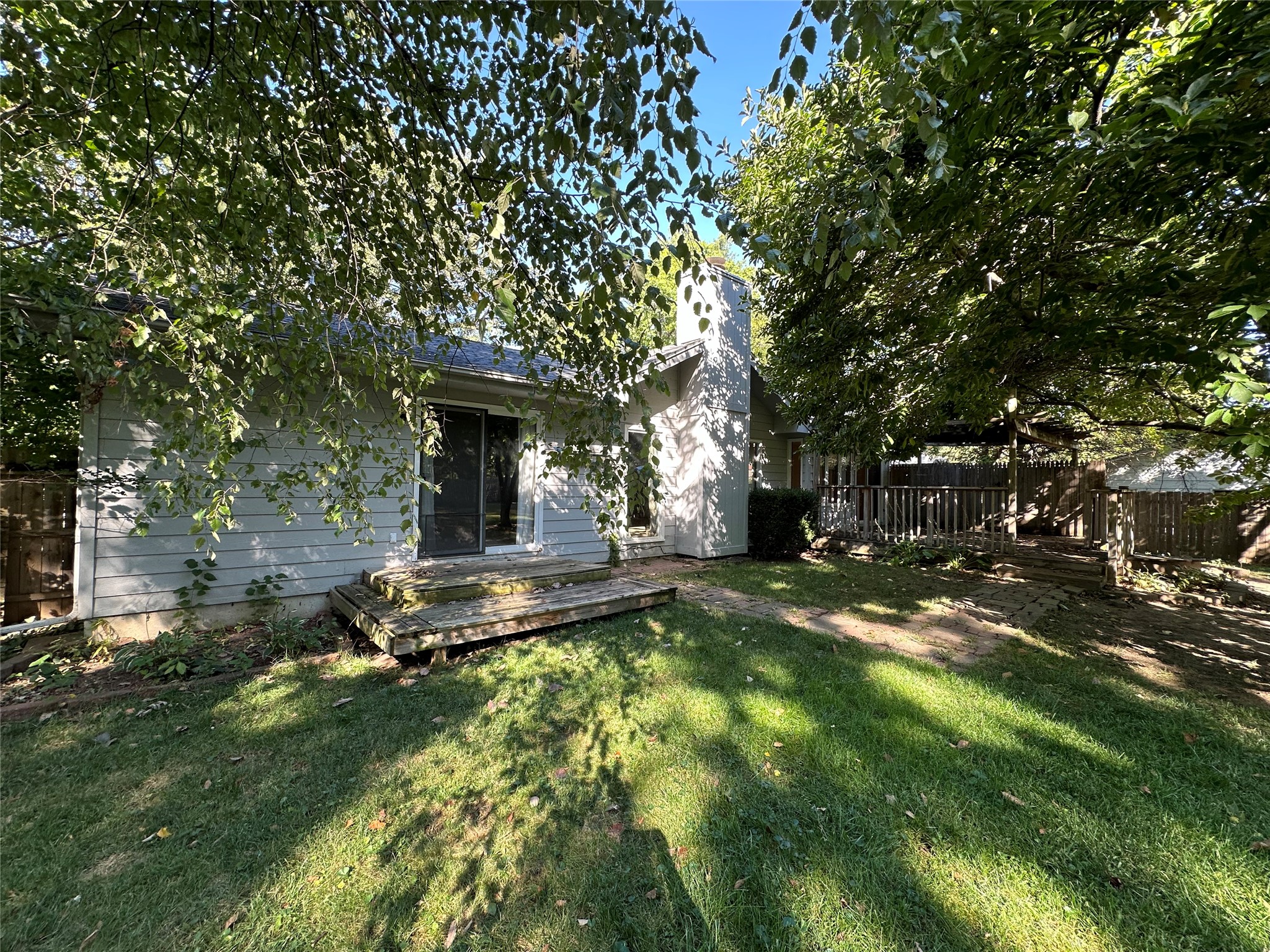 461 N Hickory Boulevard