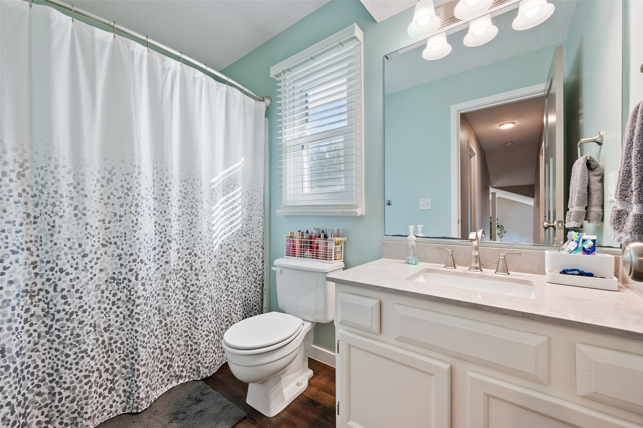 435 NW Prairie Creek Drive