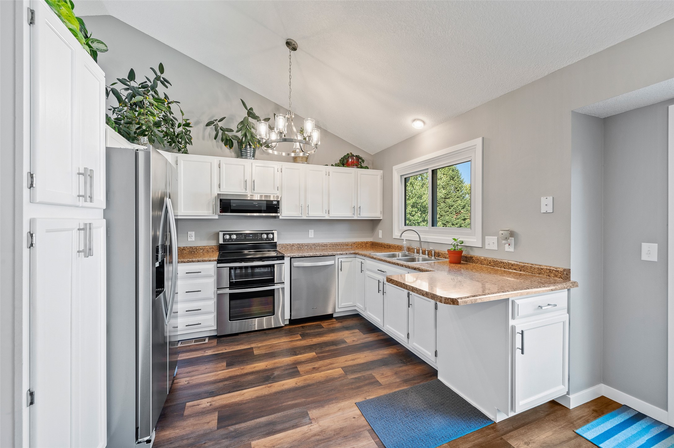 435 NW Prairie Creek Drive