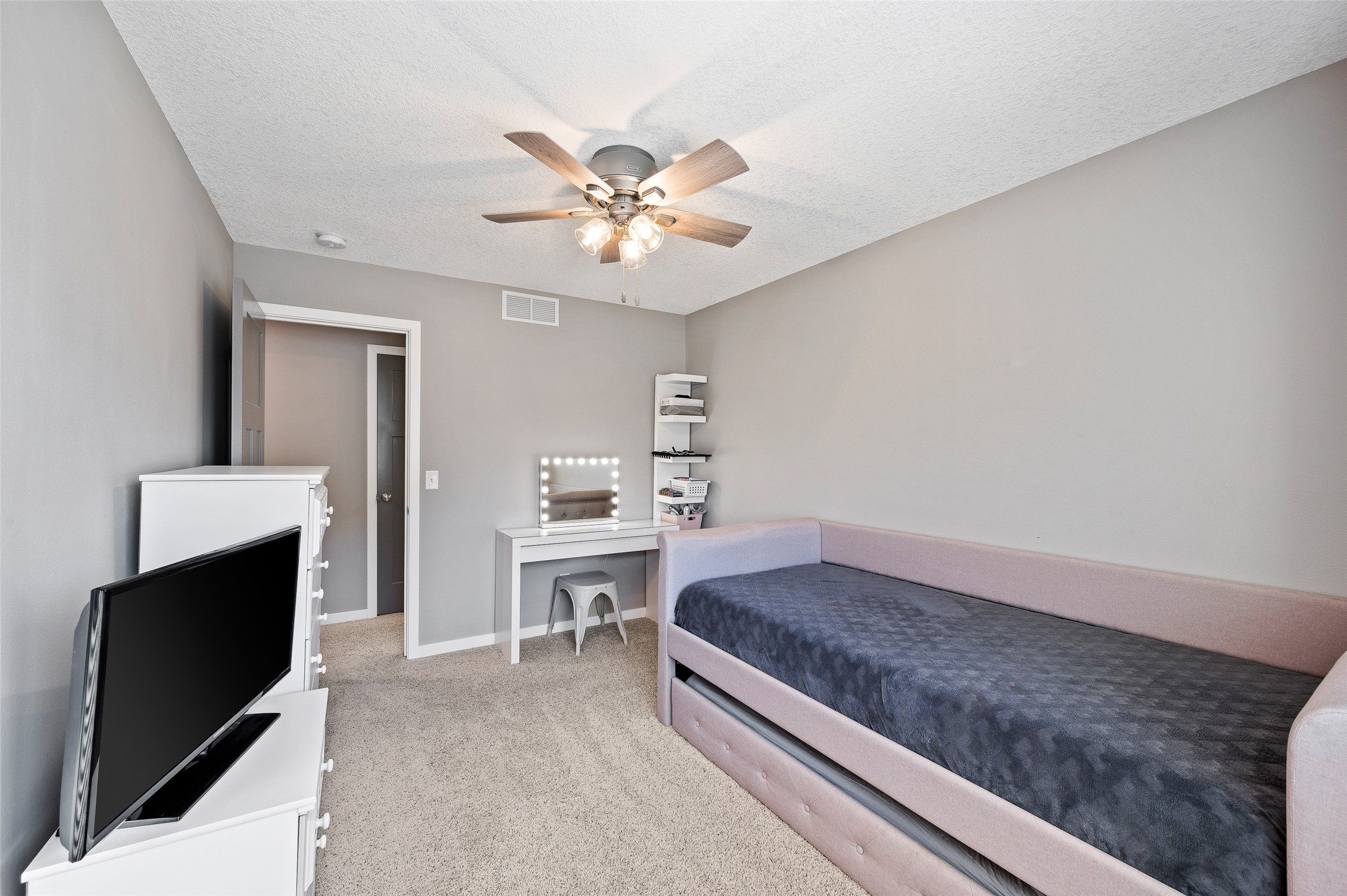 435 NW Prairie Creek Drive