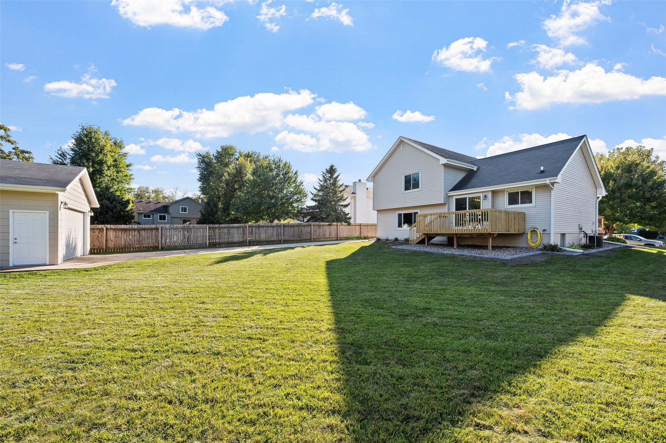 435 NW Prairie Creek Drive