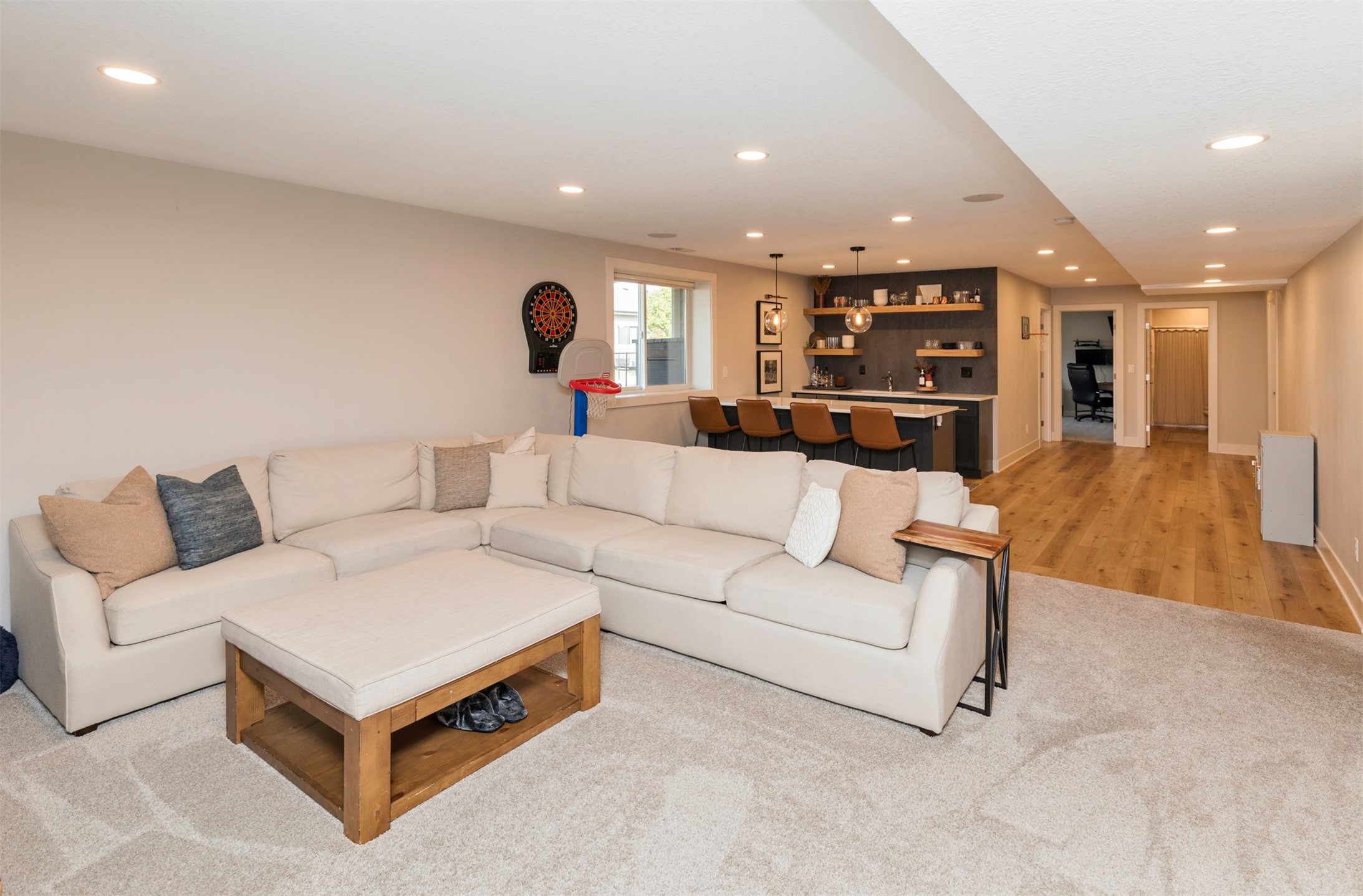 1408 NE Poplar Court