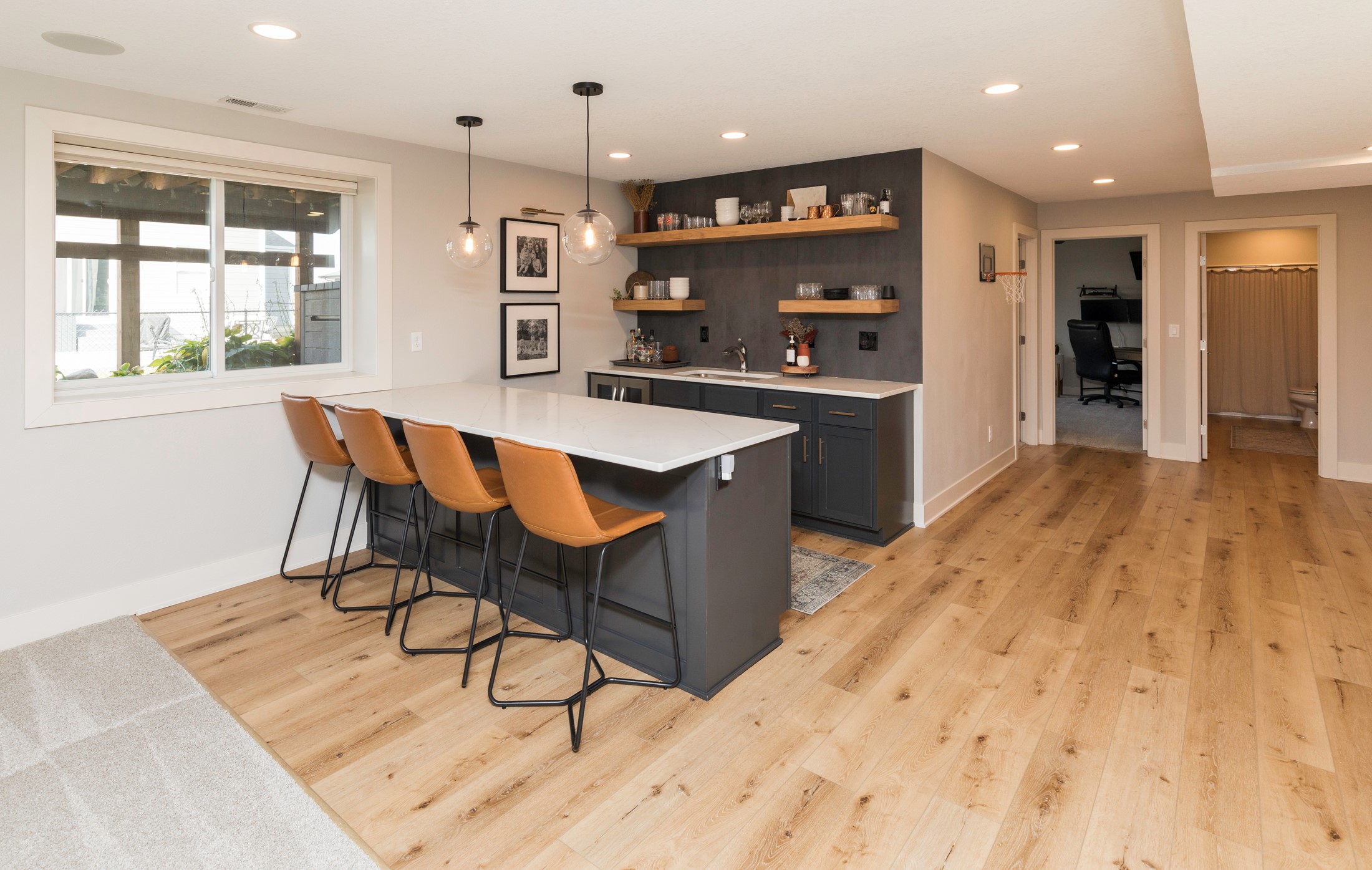 1408 NE Poplar Court