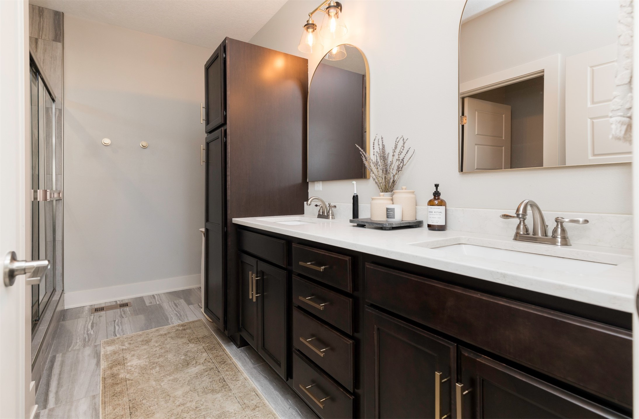 1408 NE Poplar Court