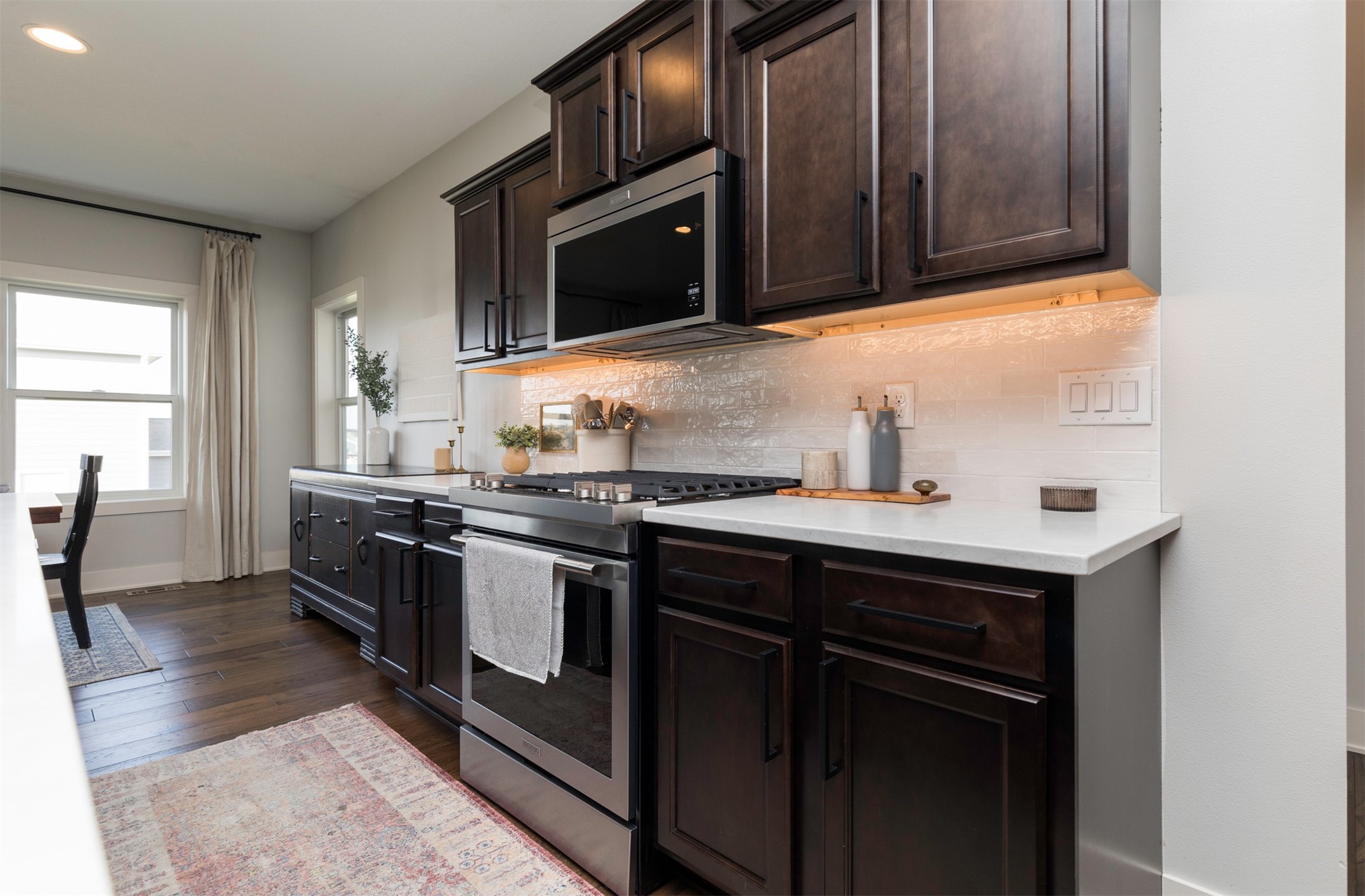 1408 NE Poplar Court