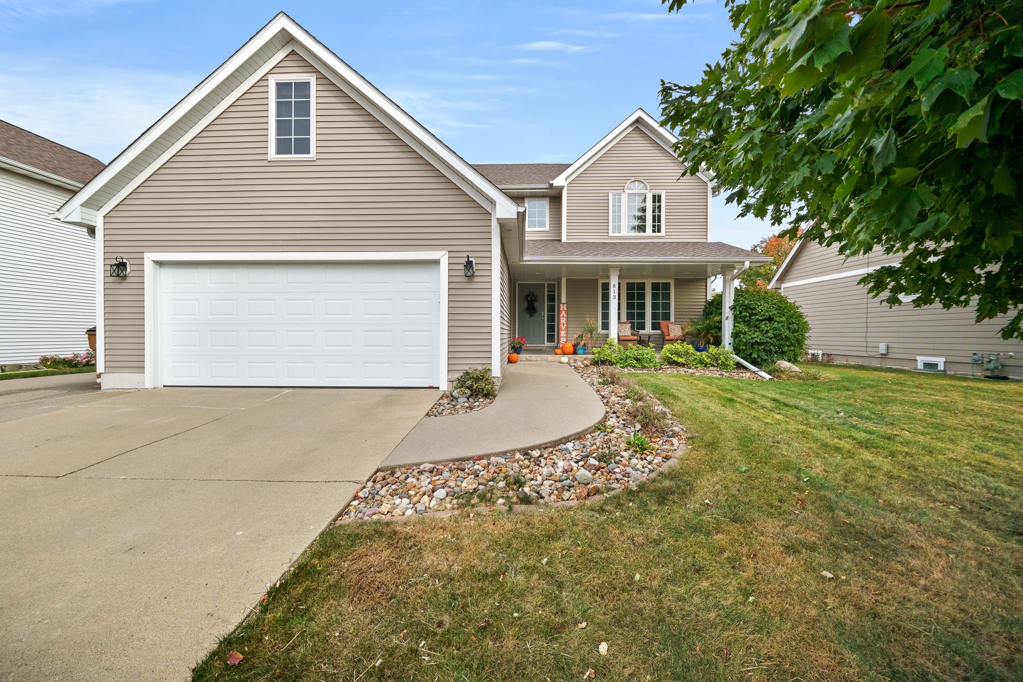 813 SE Trail Ridge Road