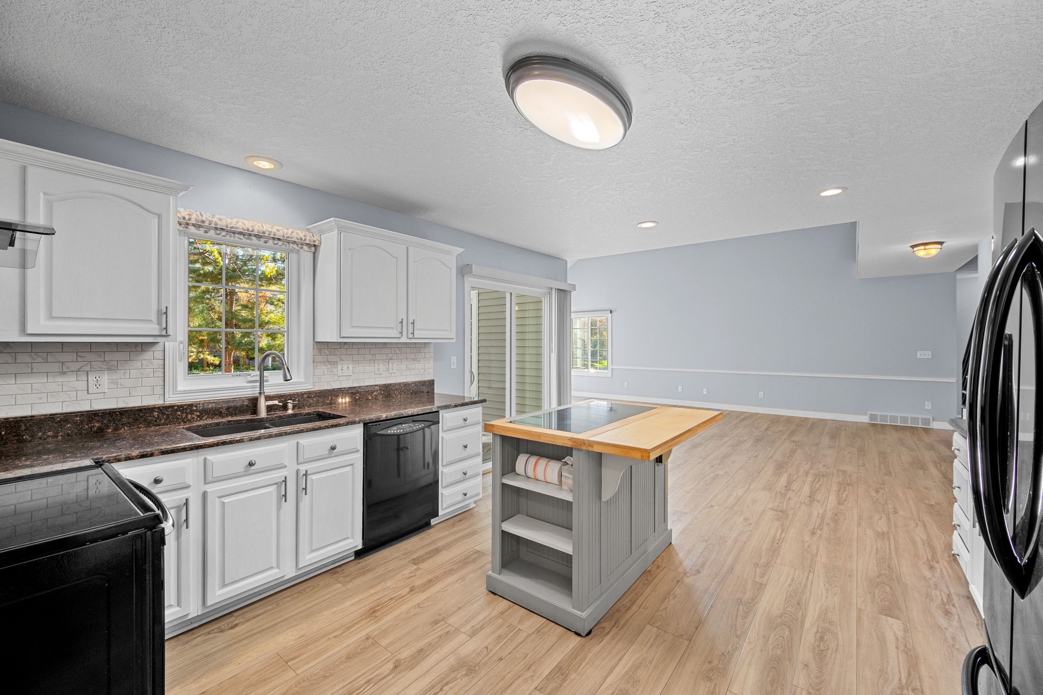 6108 Sharon Circle