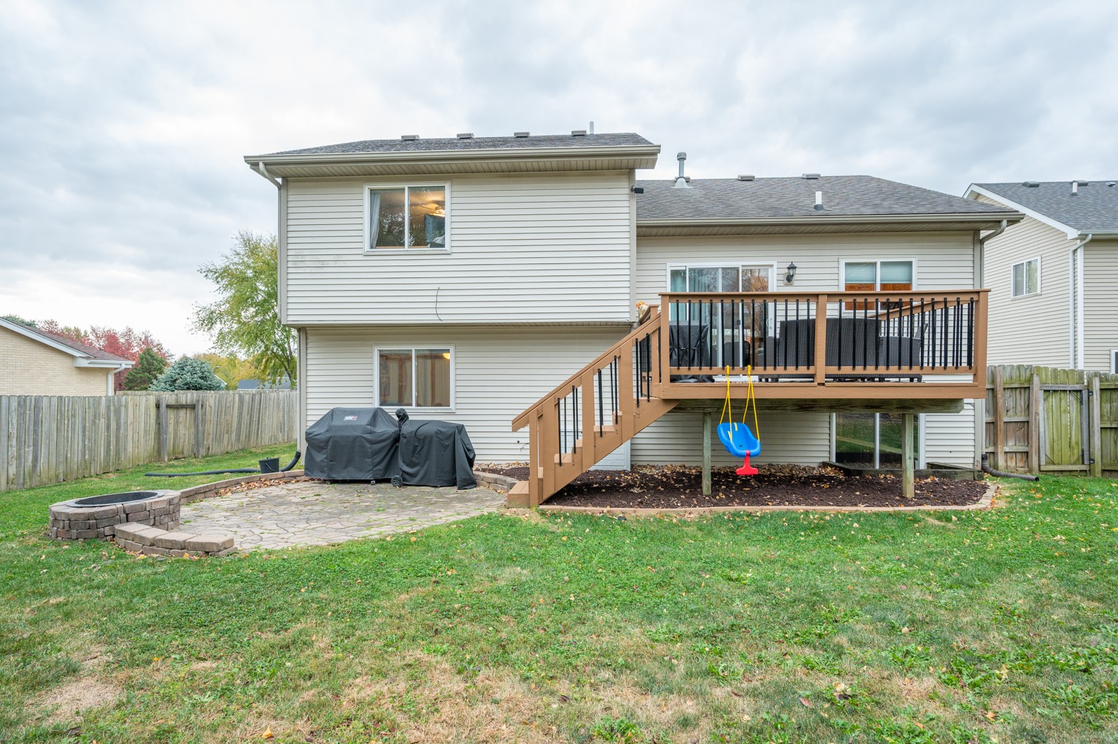 1943 Swan Court