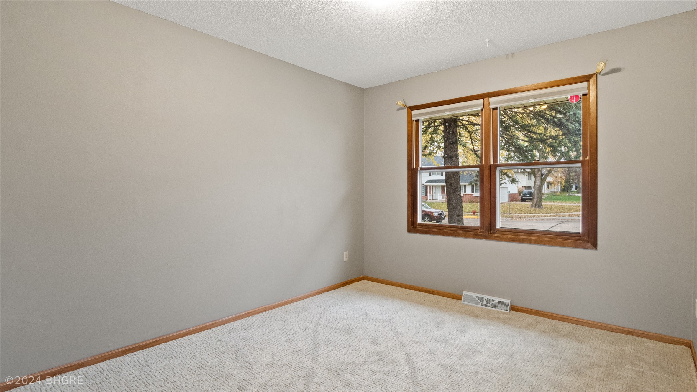 2408 Guenever Court