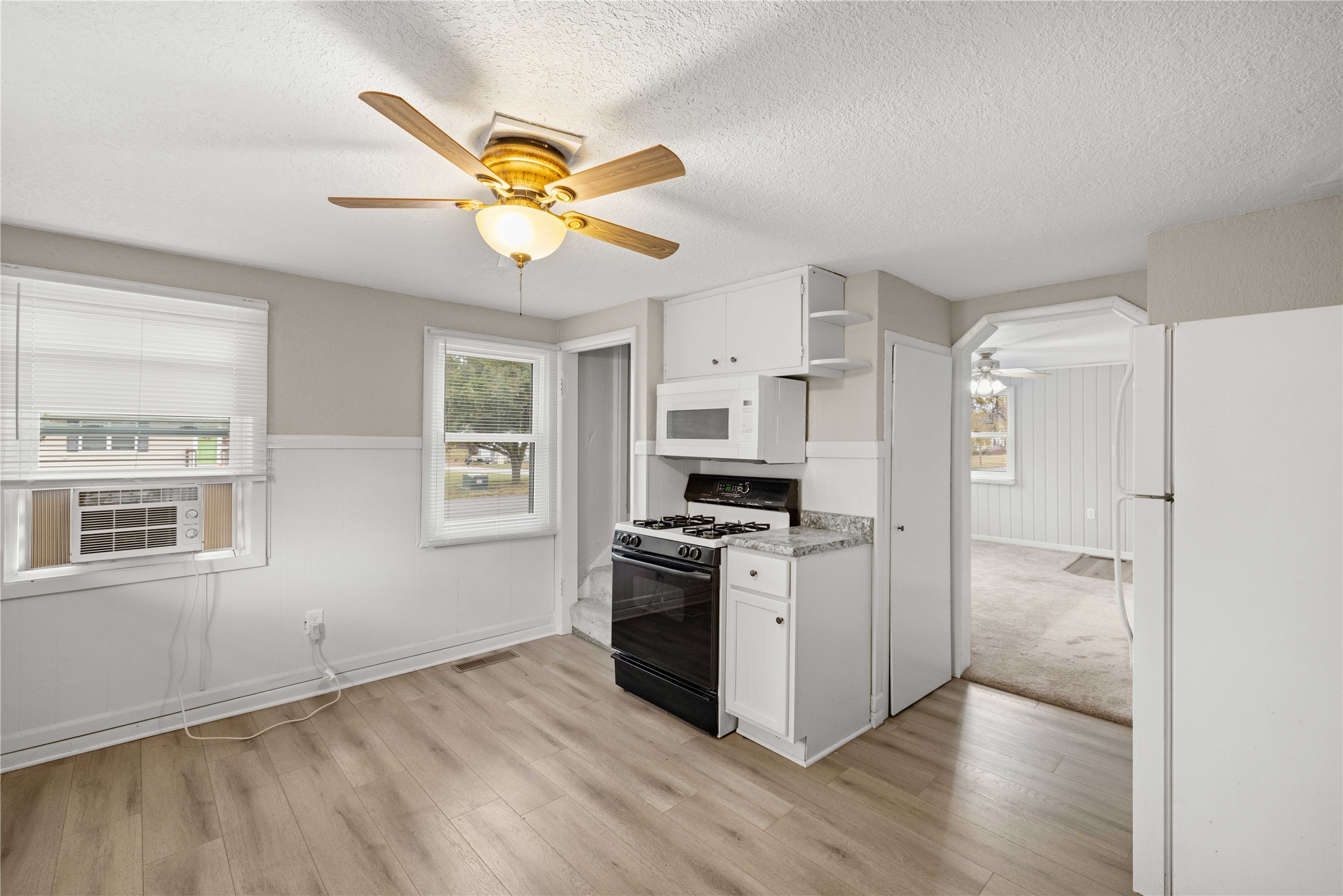 314 W 6th Street