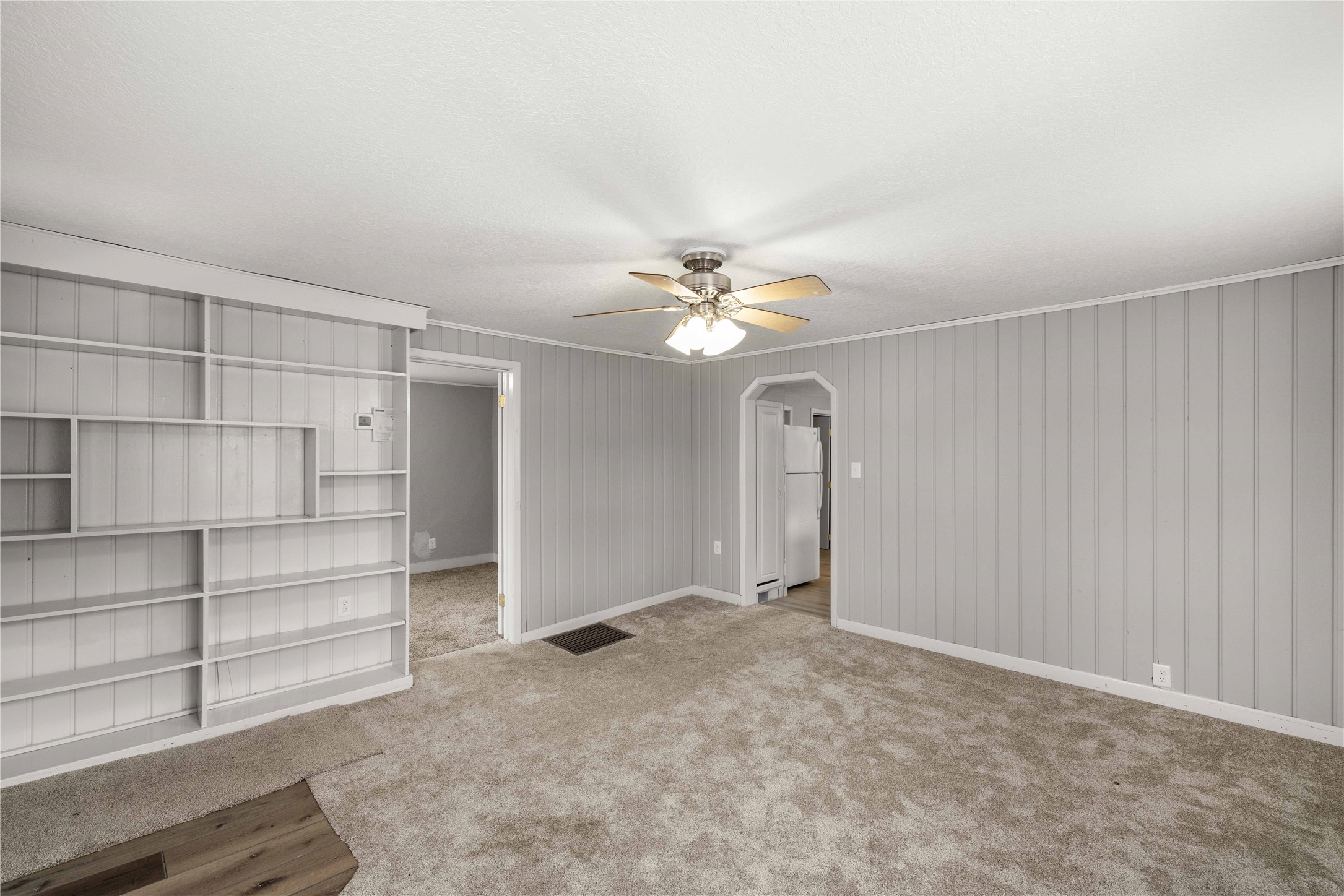 314 W 6th Street