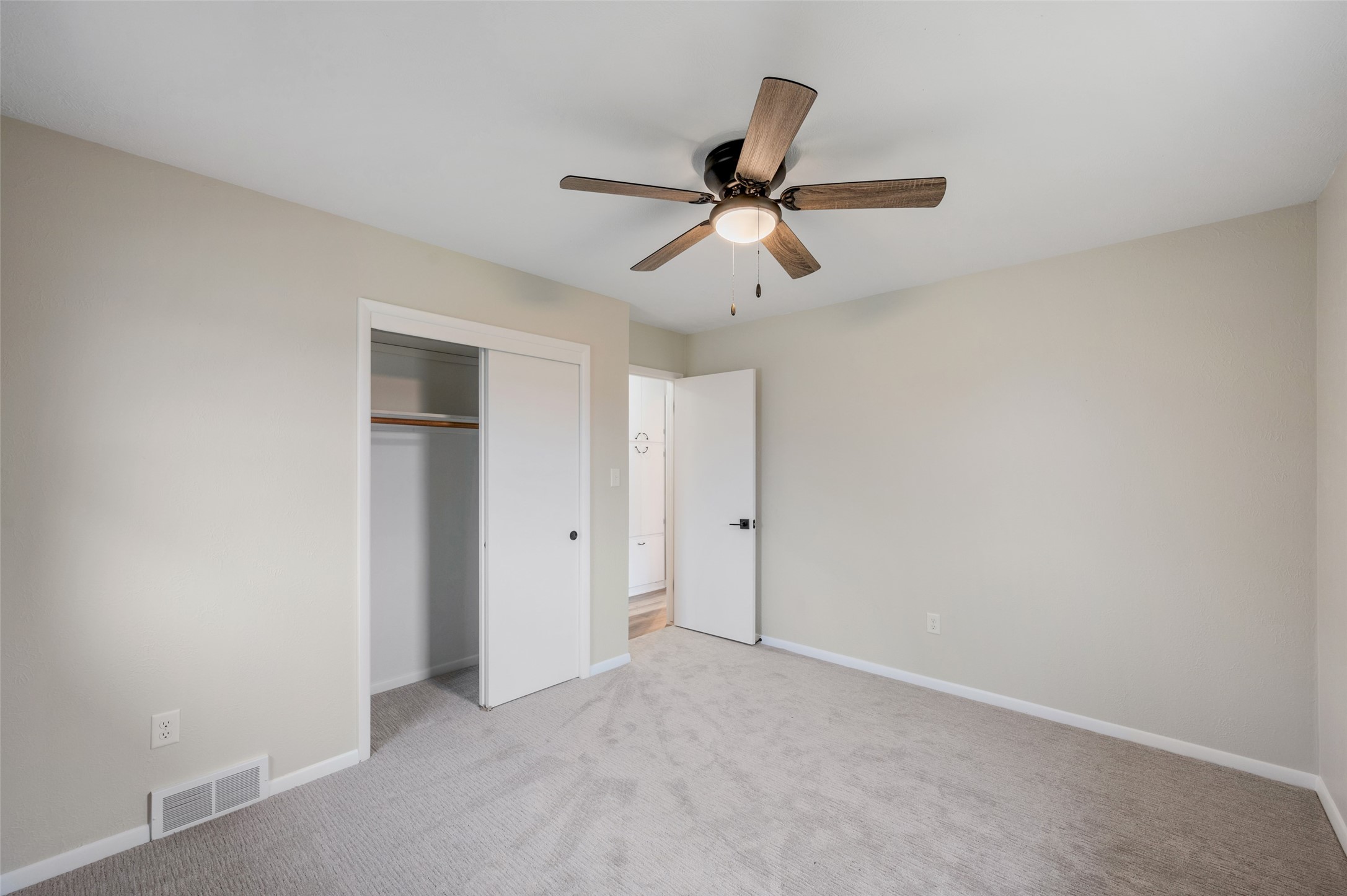 2536 Grandview Avenue