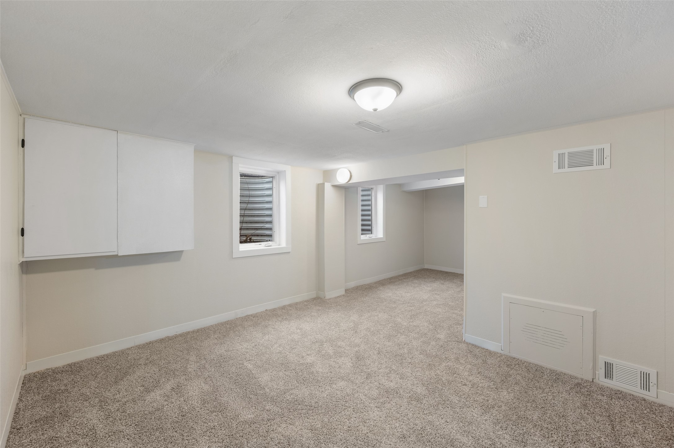 2536 Grandview Avenue