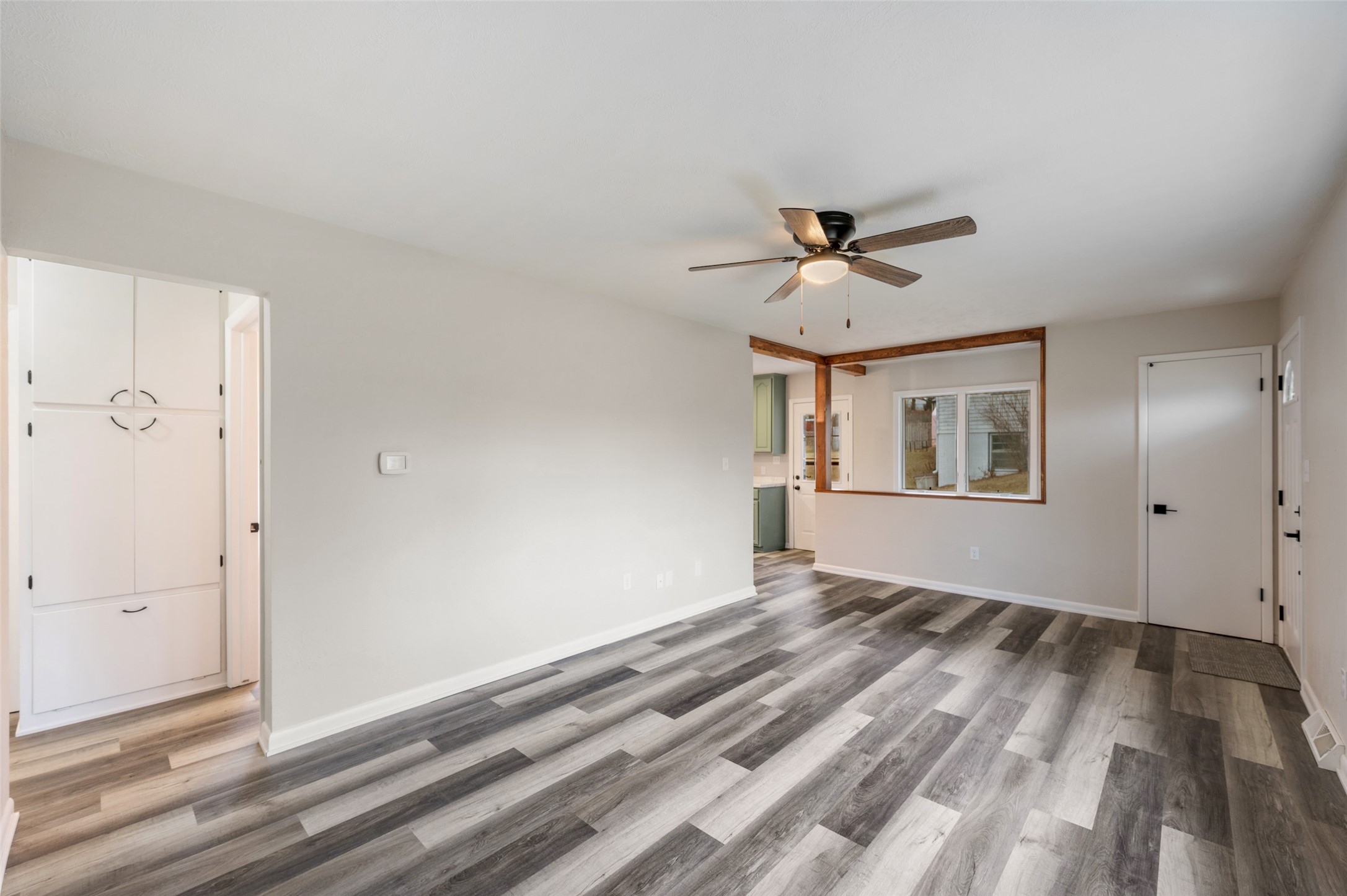 2536 Grandview Avenue