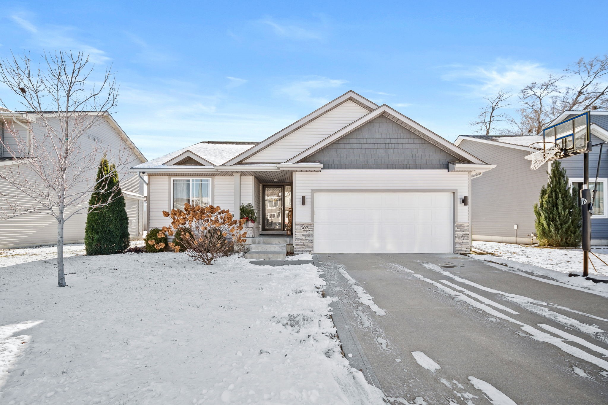 307 SW 48th Street