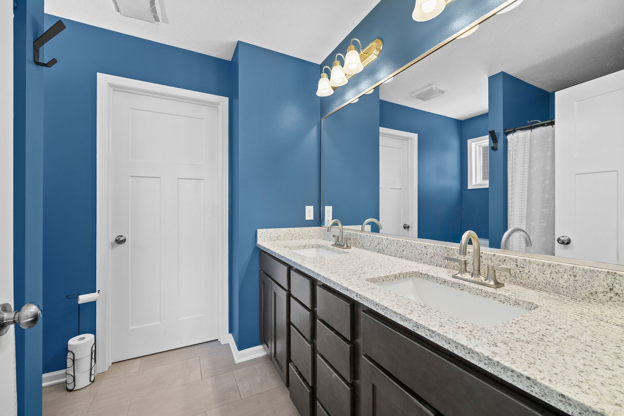 307 SW 48th Street