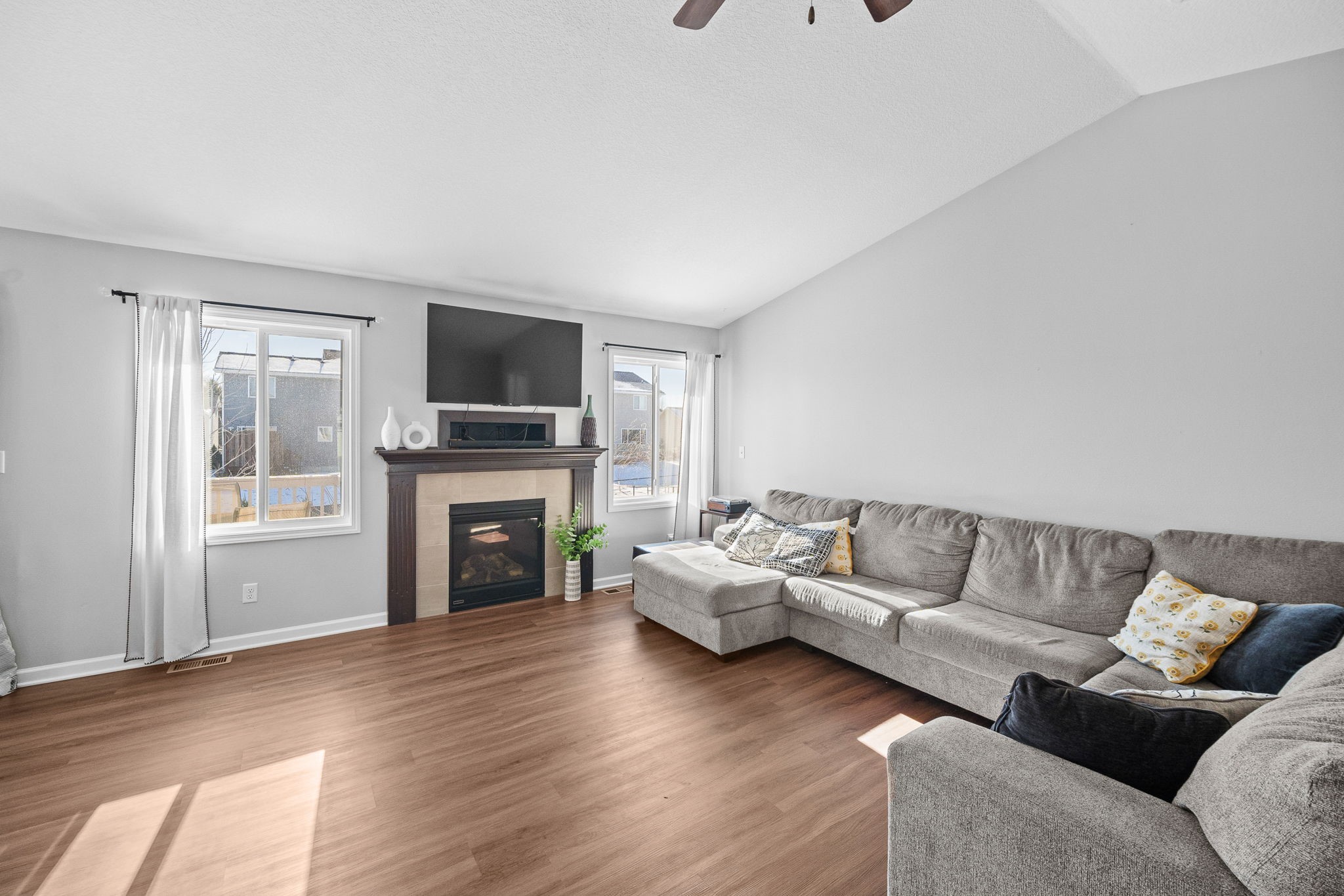 307 SW 48th Street