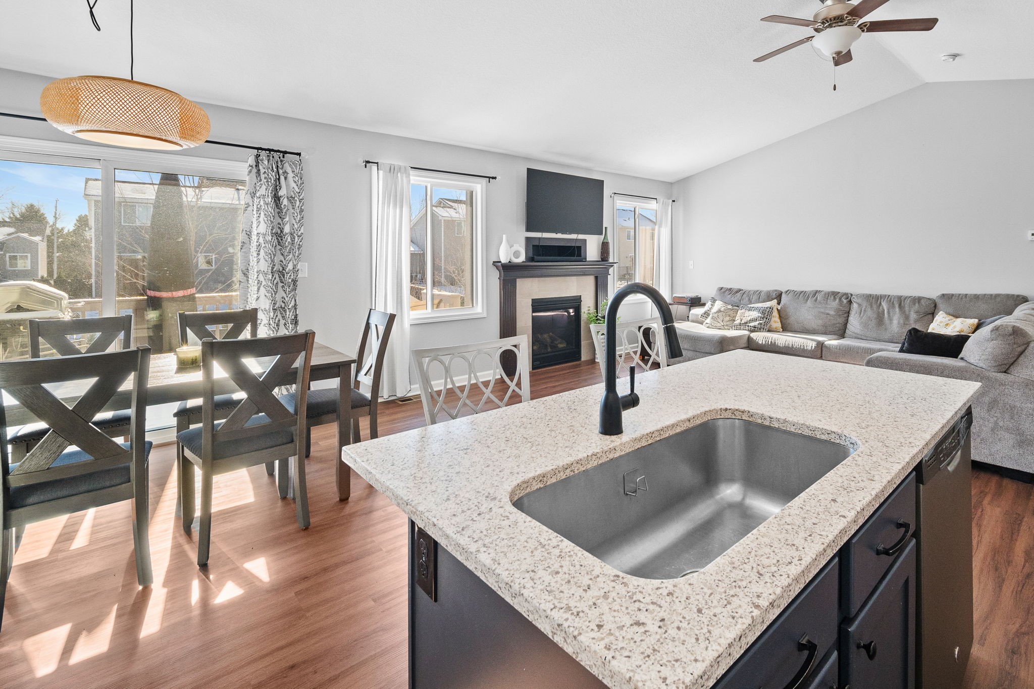307 SW 48th Street