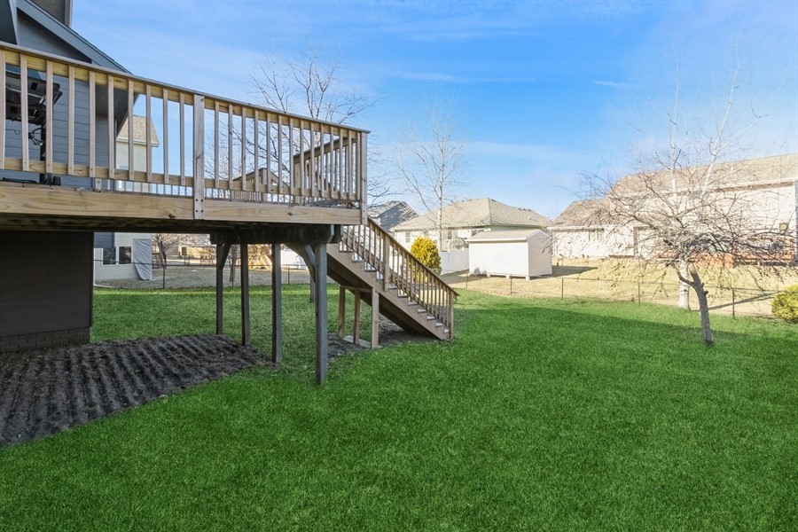 225 9th Street NW