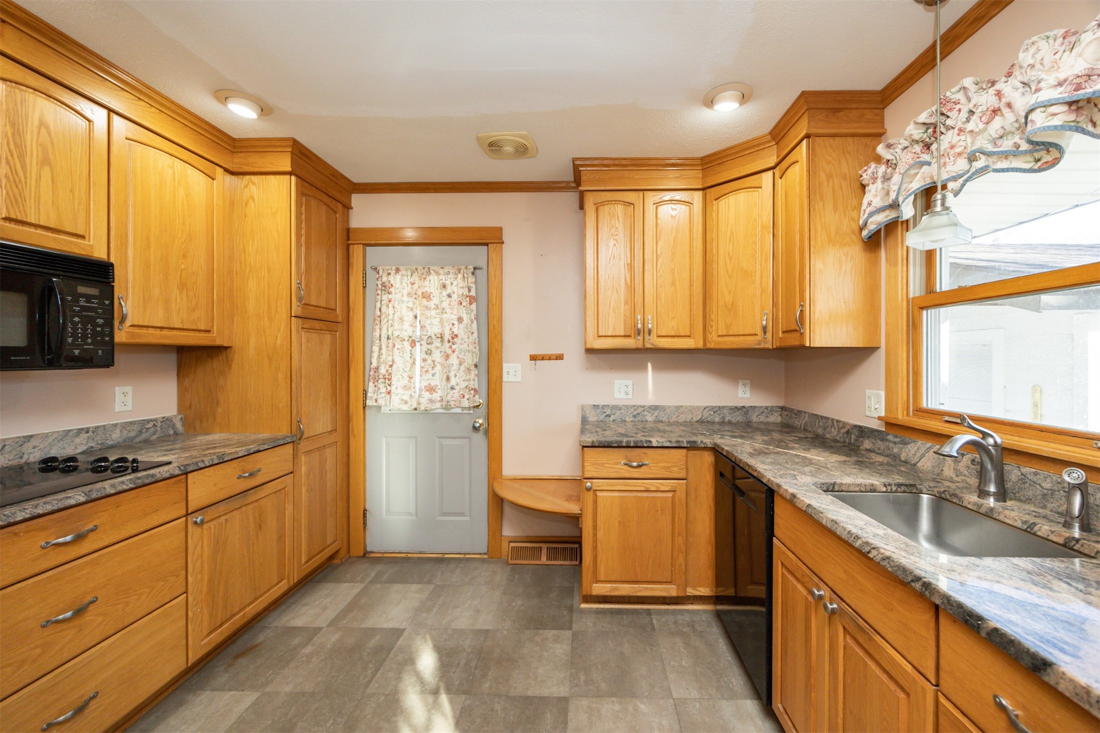 140 Northview Drive