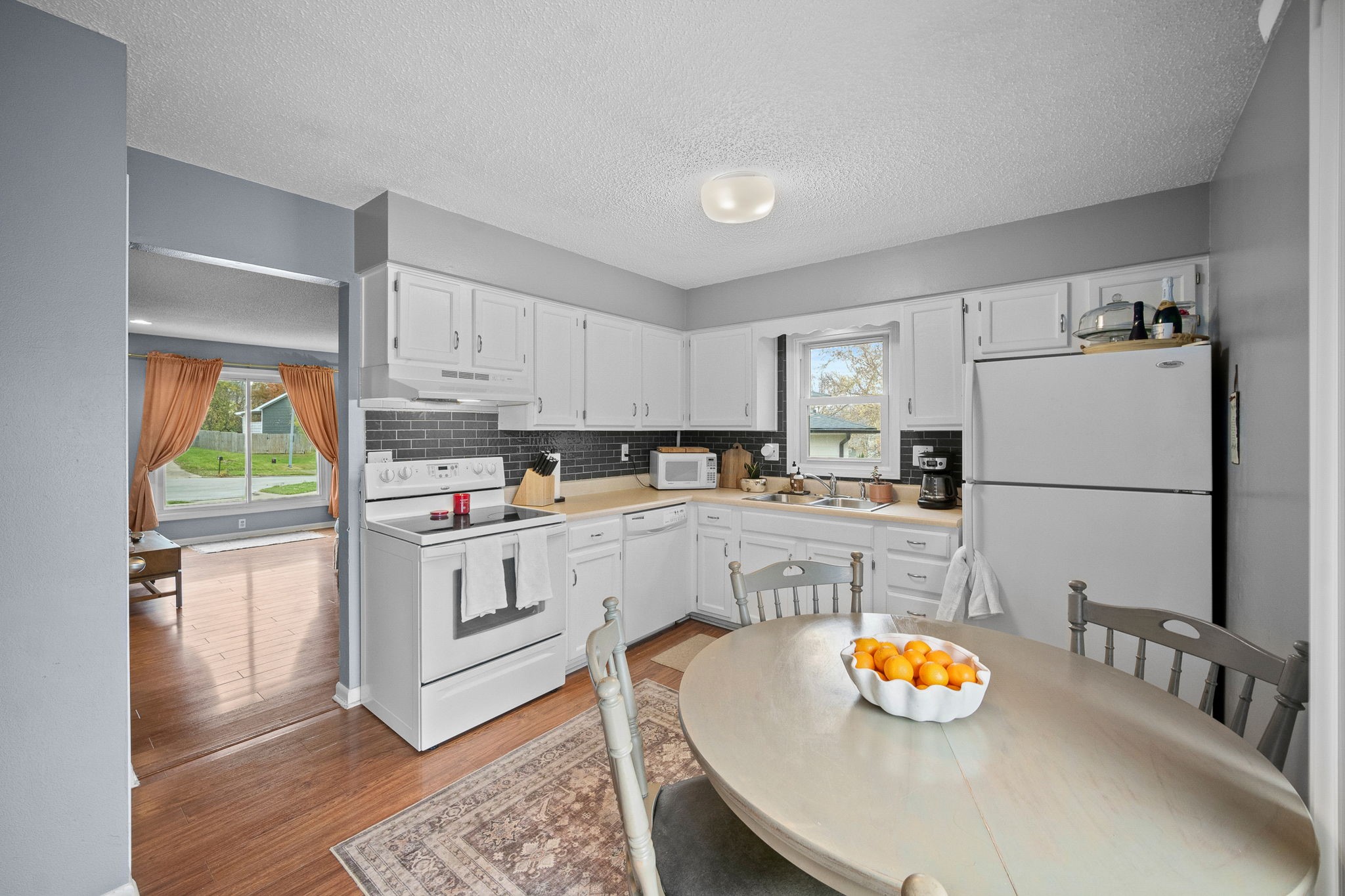 5625 SW 5th Place