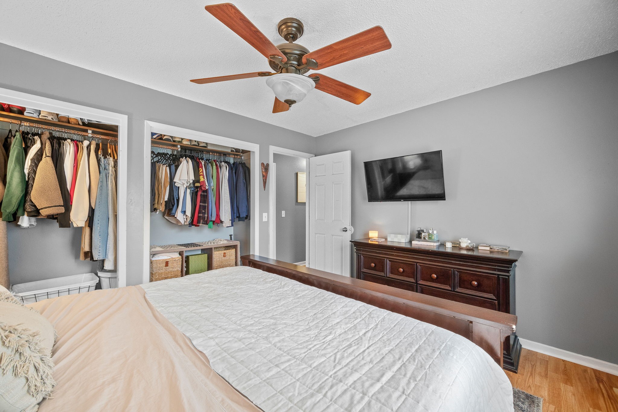 5625 SW 5th Place