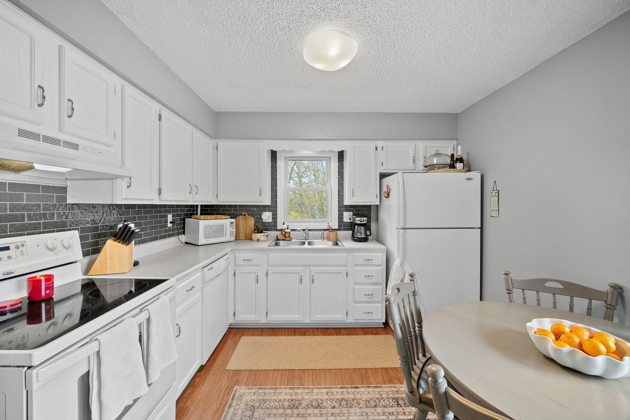 5625 SW 5th Place