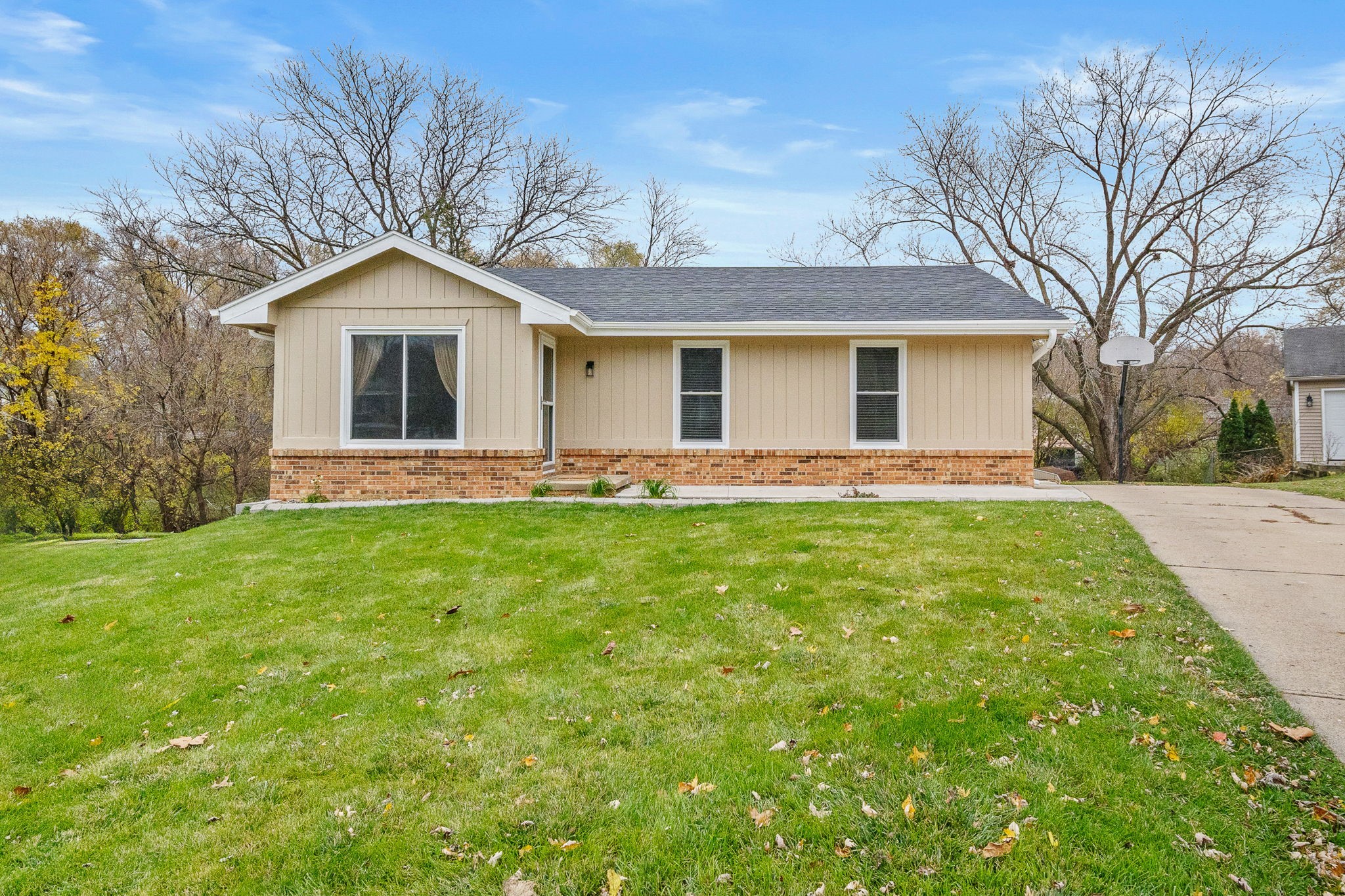 5625 SW 5th Place