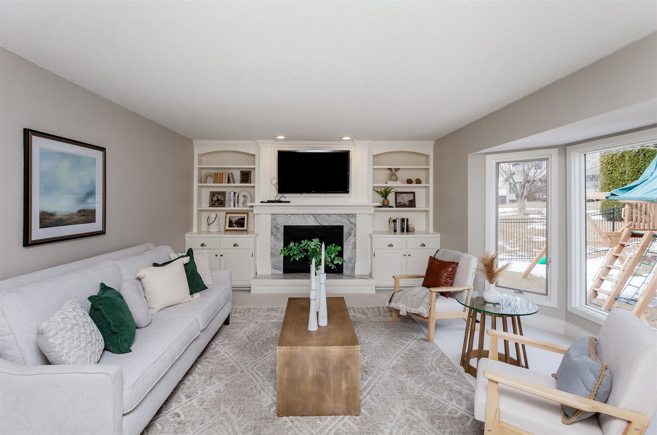 117 NW Cedarwood Drive