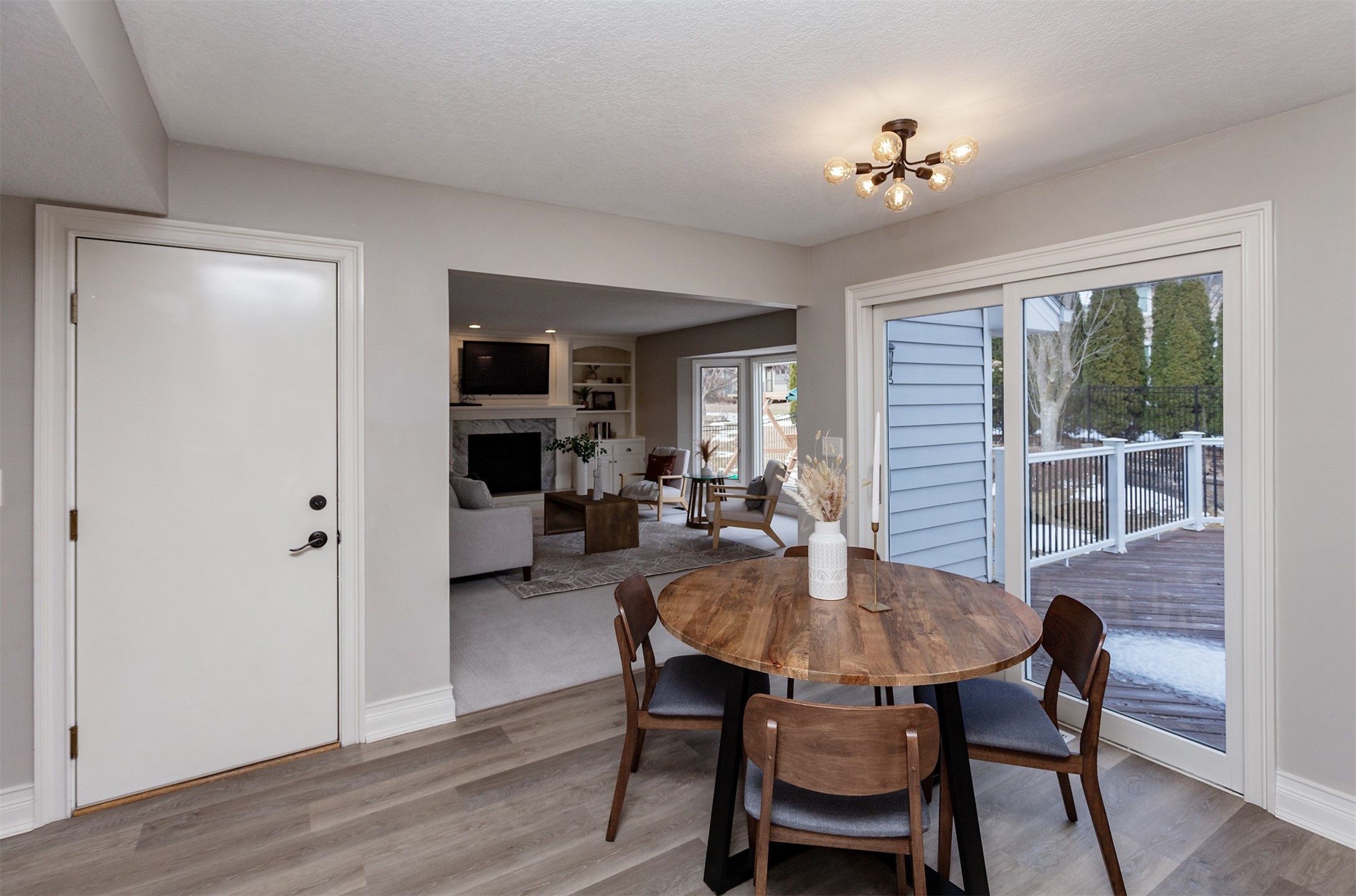 117 NW Cedarwood Drive