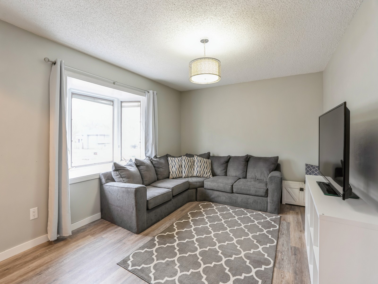 2308 4th Street SW