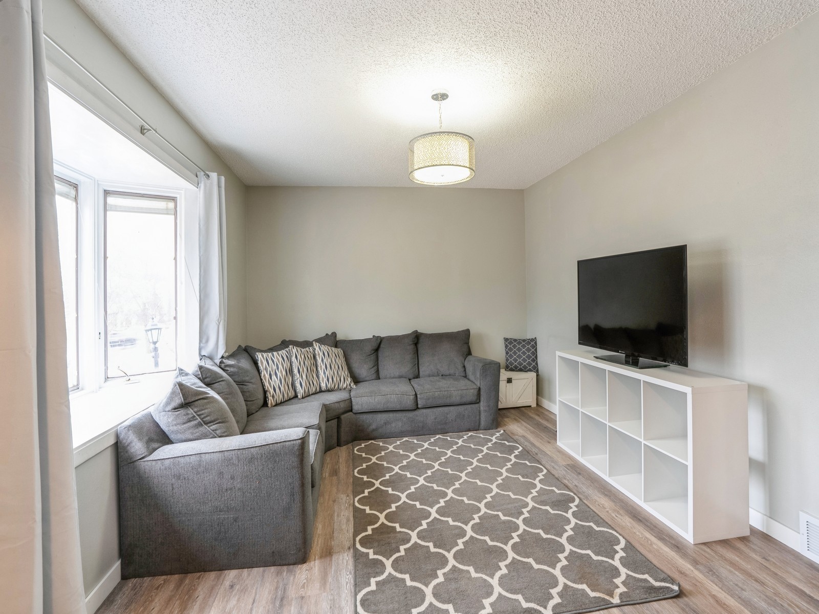 2308 4th Street SW