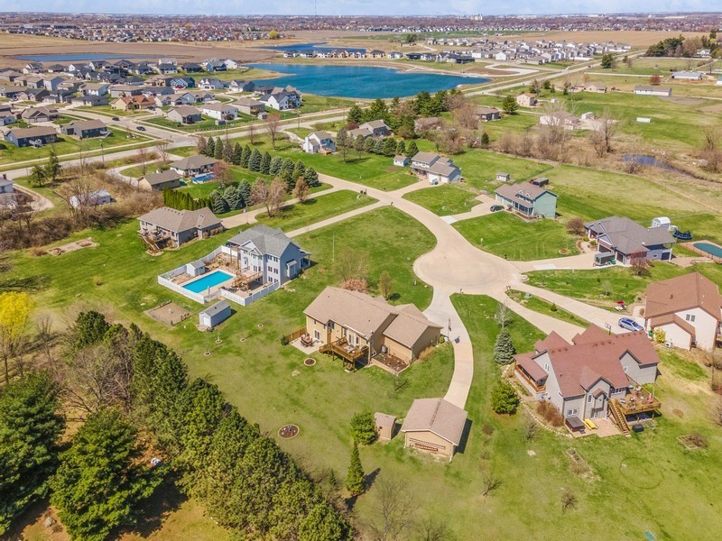 8091 NE 30th Place