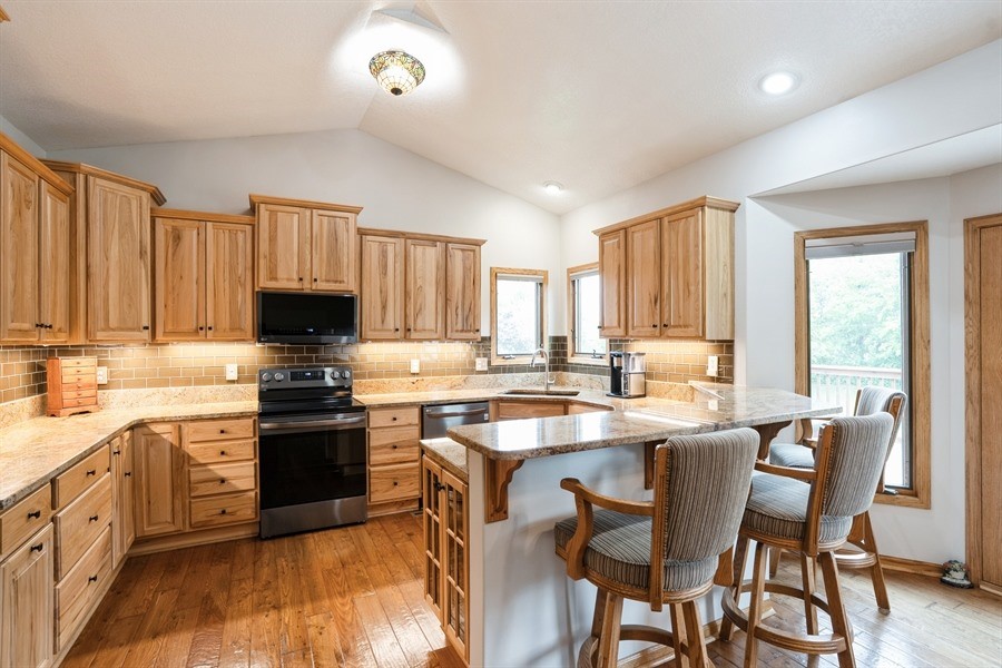 8091 NE 30th Place