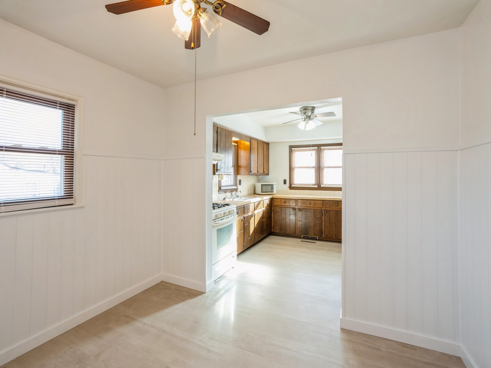 2115 NE 45th Court