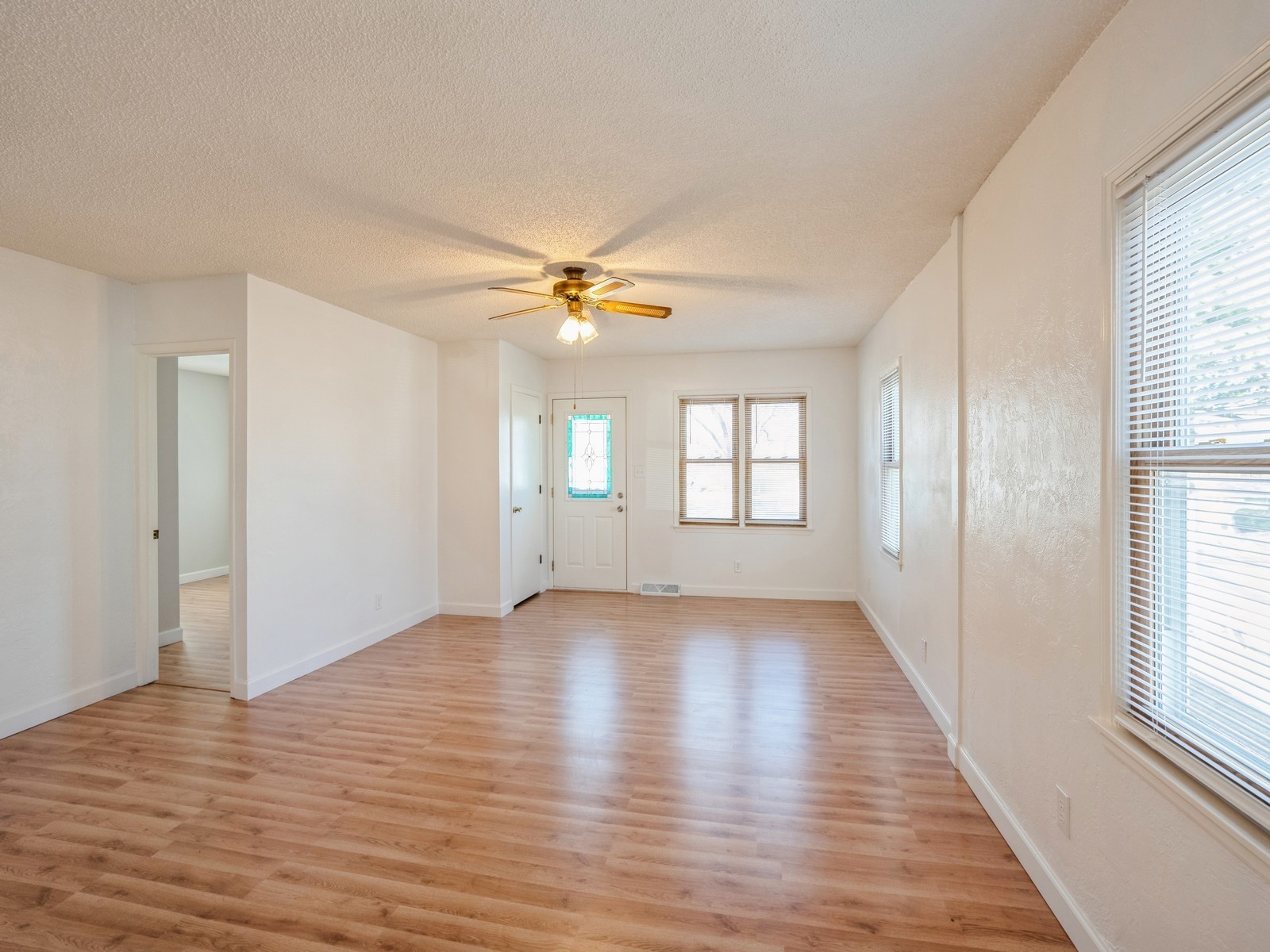 2115 NE 45th Court