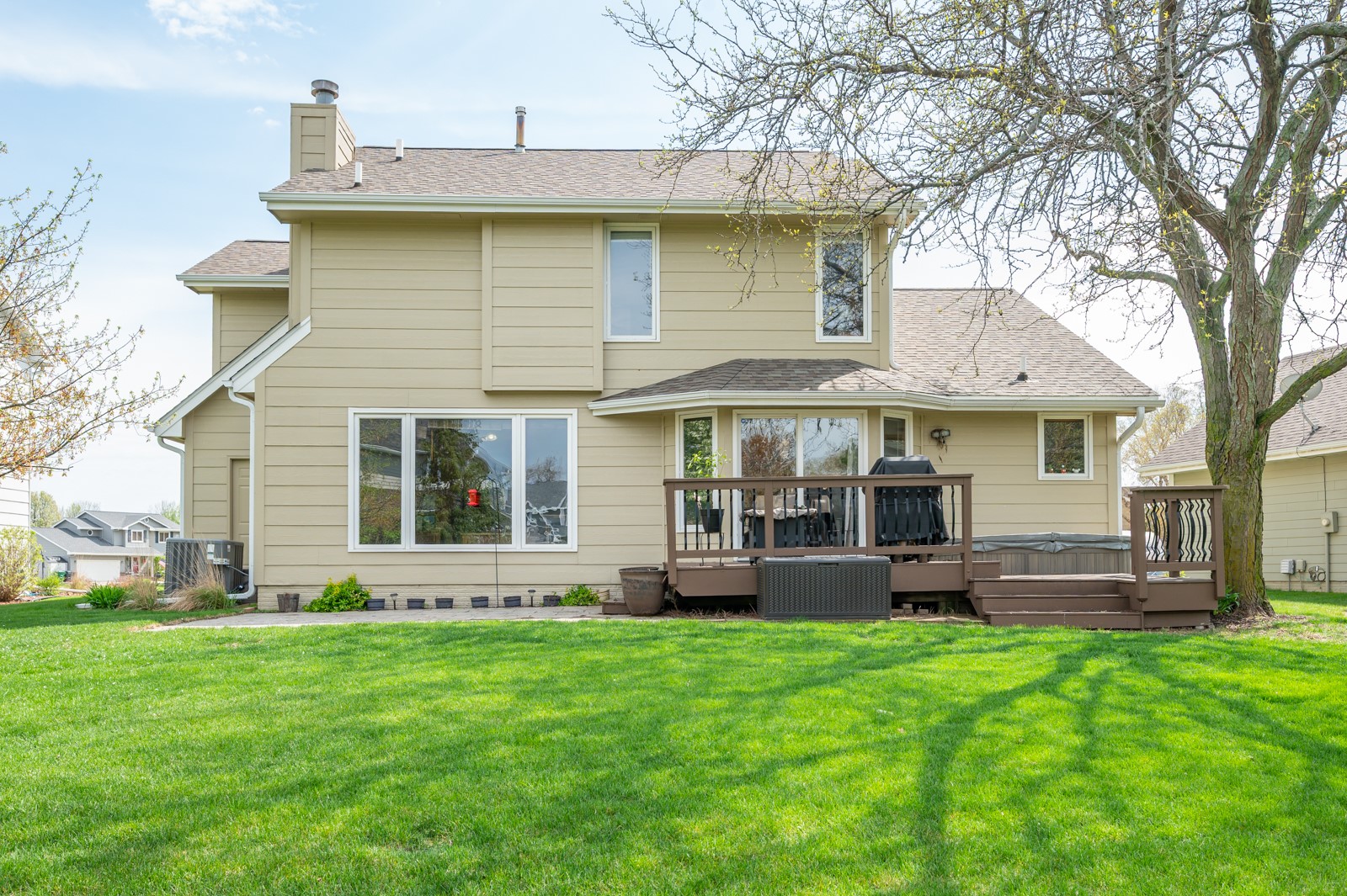 914 NE 9th Street