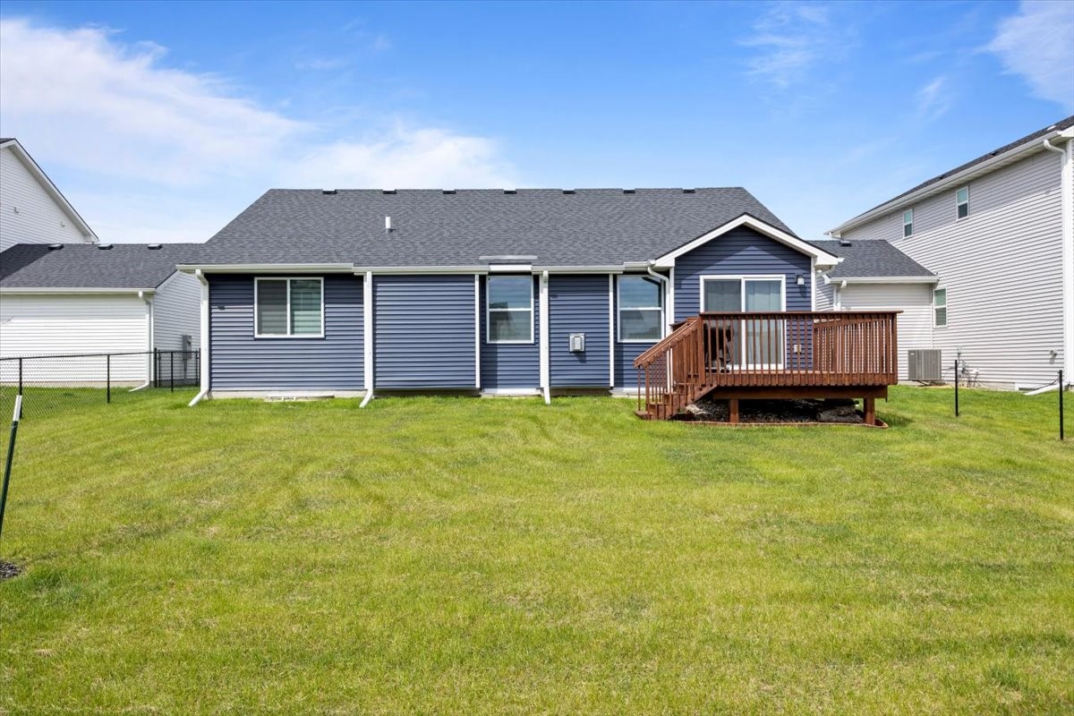 305 NE Country Meadow Drive