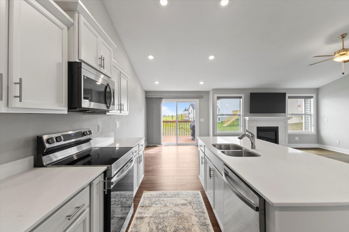 305 NE Country Meadow Drive