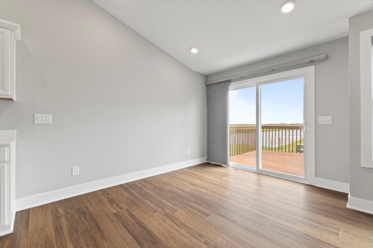 305 NE Country Meadow Drive