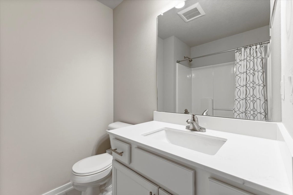 305 NE Country Meadow Drive