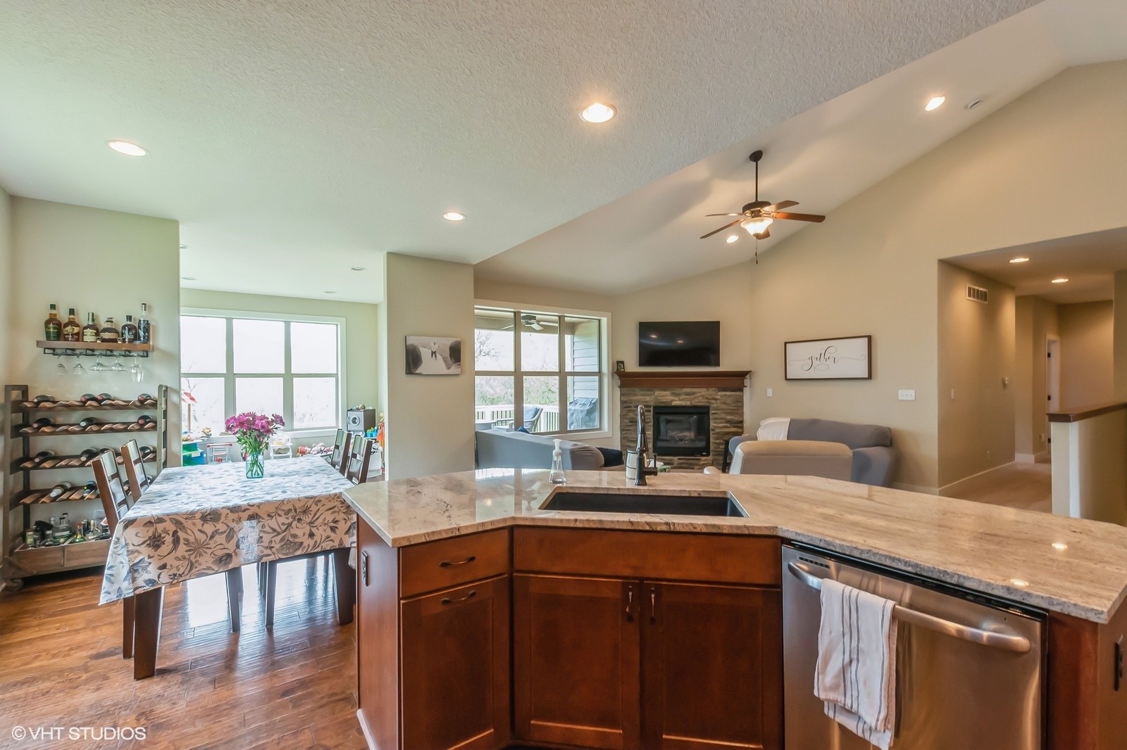 1360 Vintage Court