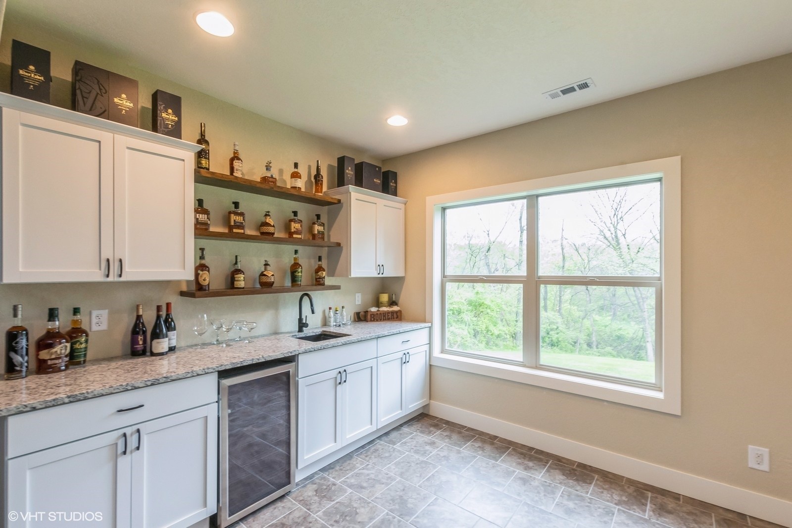 1360 Vintage Court