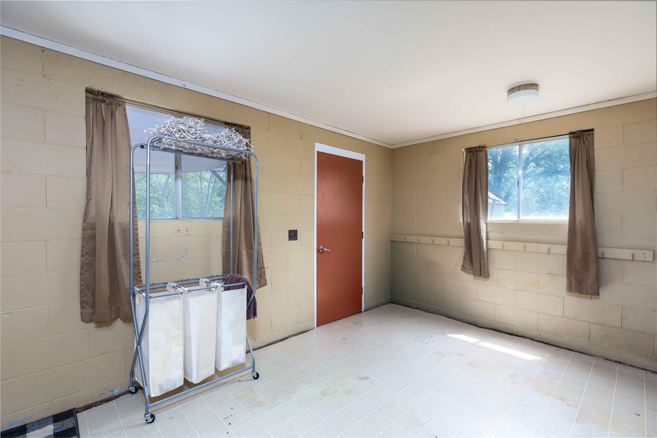 403 S Elm Street