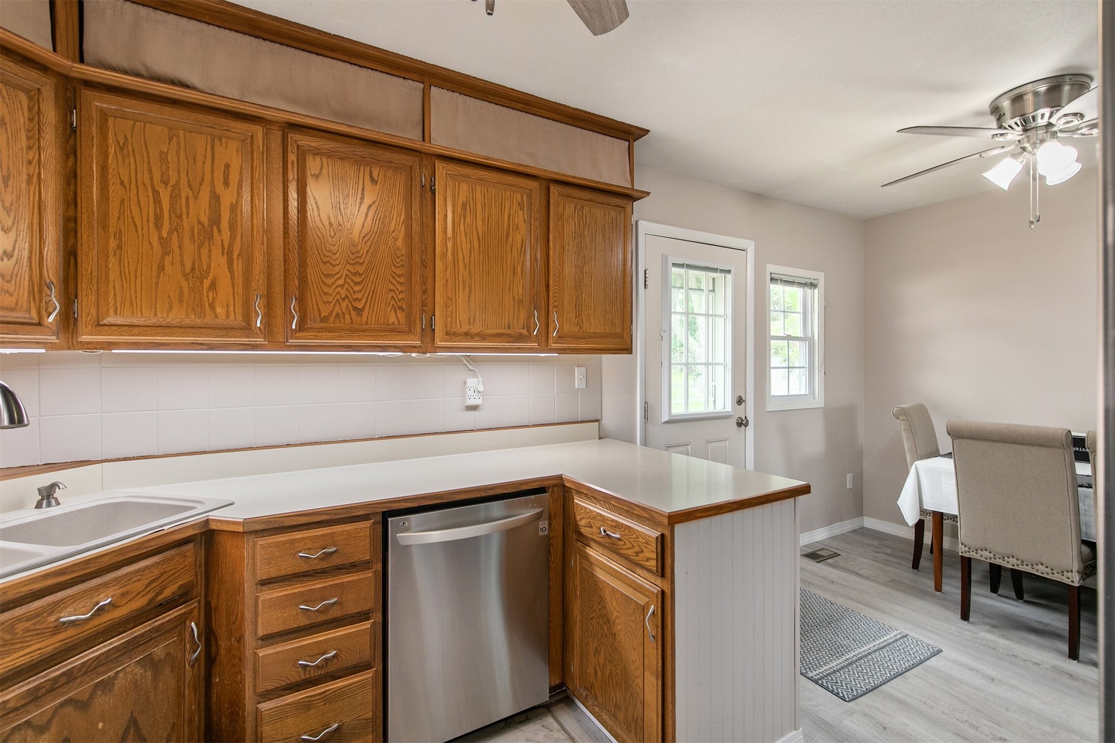 4680 Wakonda Drive