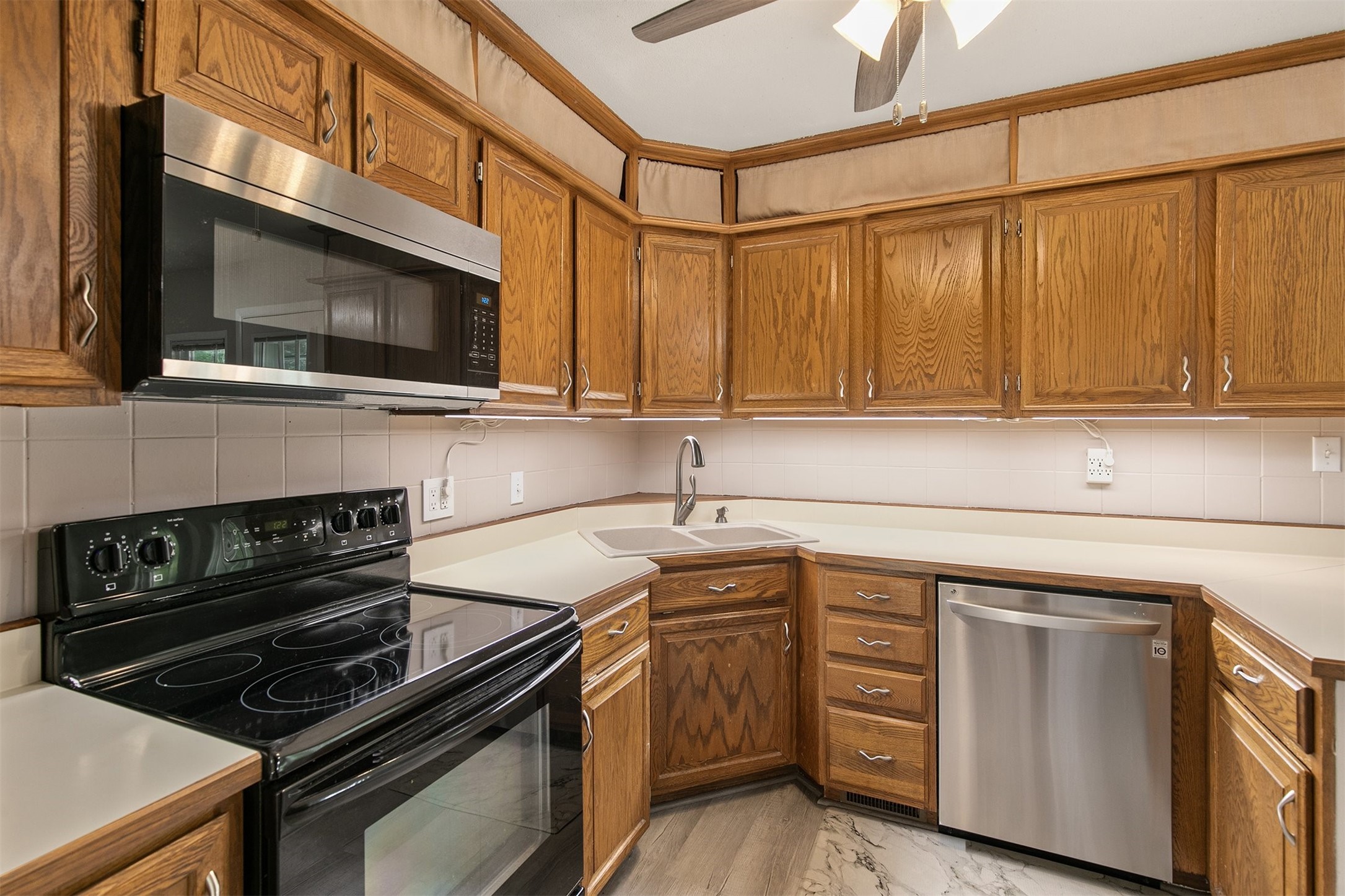 4680 Wakonda Drive